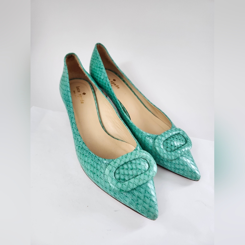 SOLD!! kate spade Mint Green Textured Pointed Toe Pumps - Picture 3 of 15